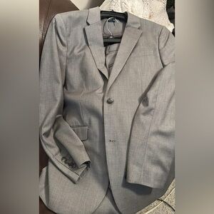 Perry Ellis Charcoal Gray Men's Suit 42L and 34x32 pants